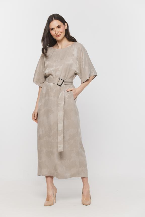 Letnia sukienka z fakturowanej beżowej tkaniny wiskozowej