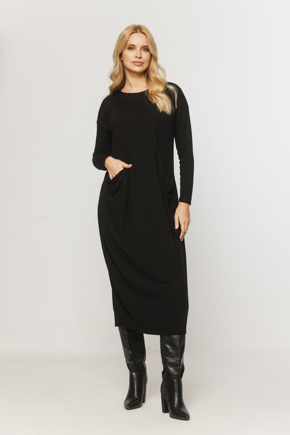 Luźna czarna sukienka z dużymi kieszeniami