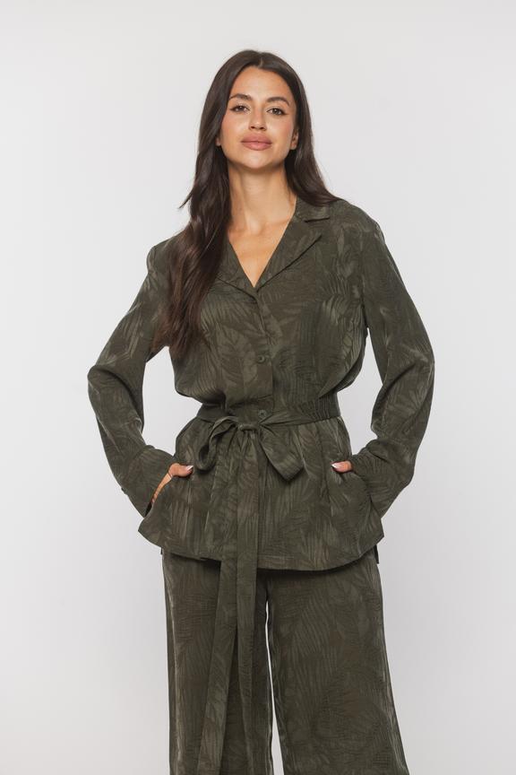 A loose-fitting straight-cut shirt made from textured viscose