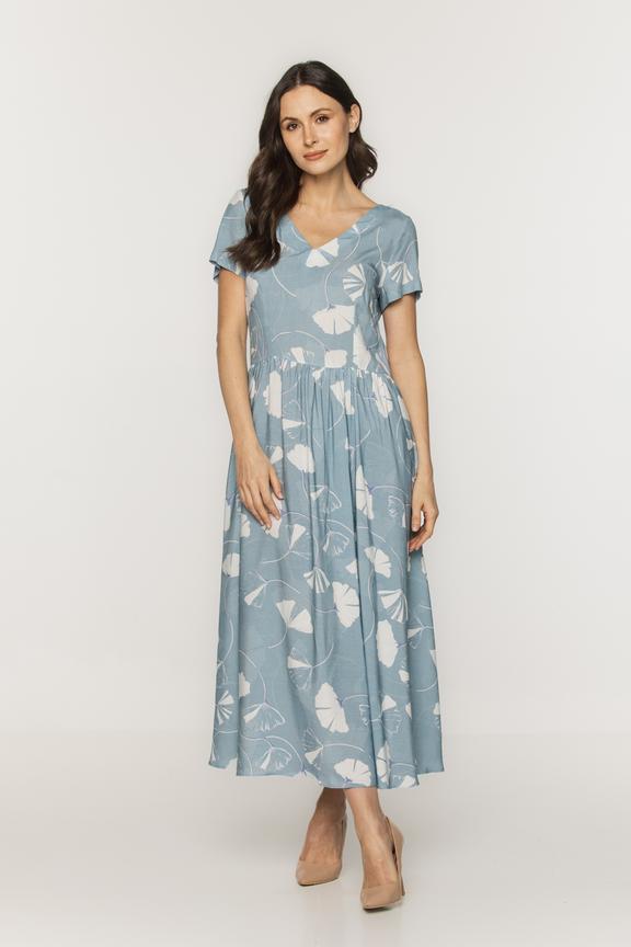Marszczona w talii sukienka midi ze zwiewnej wiskozy