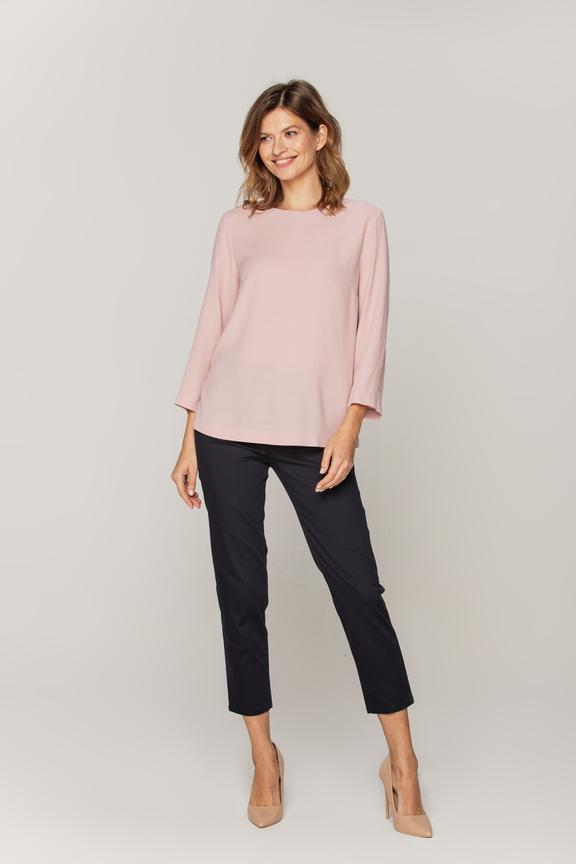 Minimalistyczna pudrowa bluzka