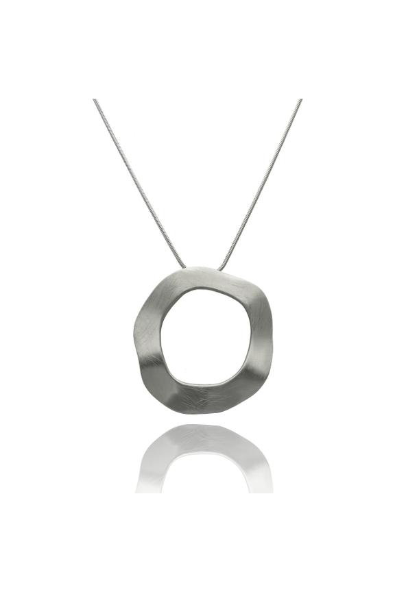 Elegancki długi naszyjnik z nieregularnym kołem