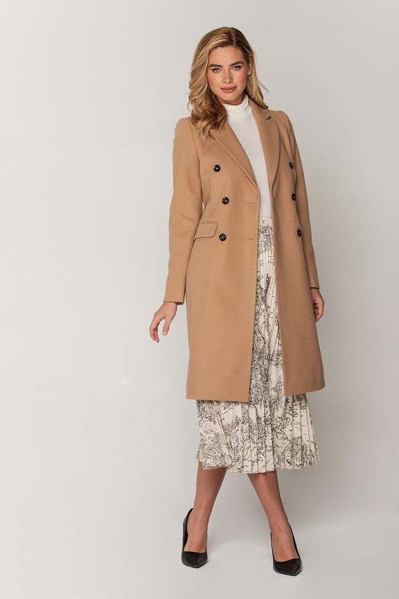 Dwurzędowy płaszcz w kolorze beżu