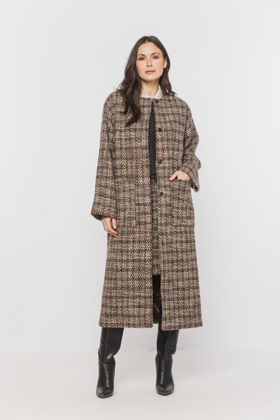 Płaszcz z grubej tkaniny boucle z dodatkiem wełny
