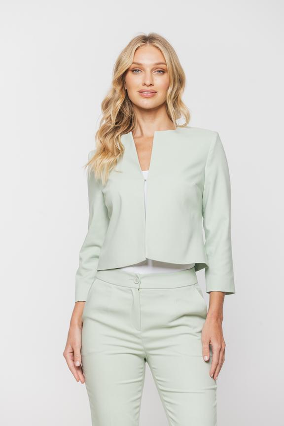 Seledynowy krótki żakiet zapinany na haftkę