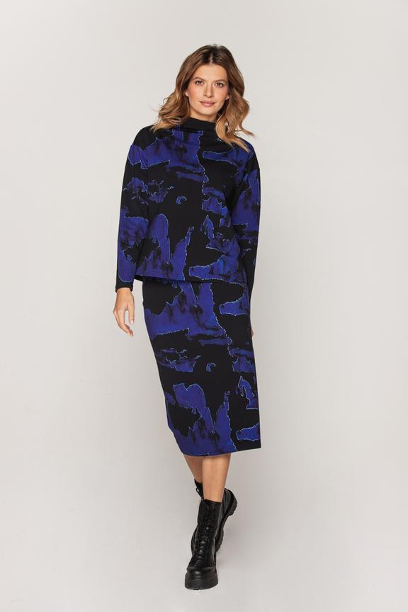 Dopasowana spódnica za kolano