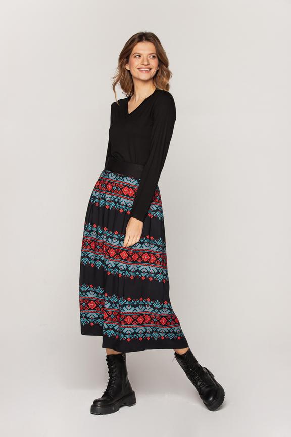 Czarna wzorzysta spódnica