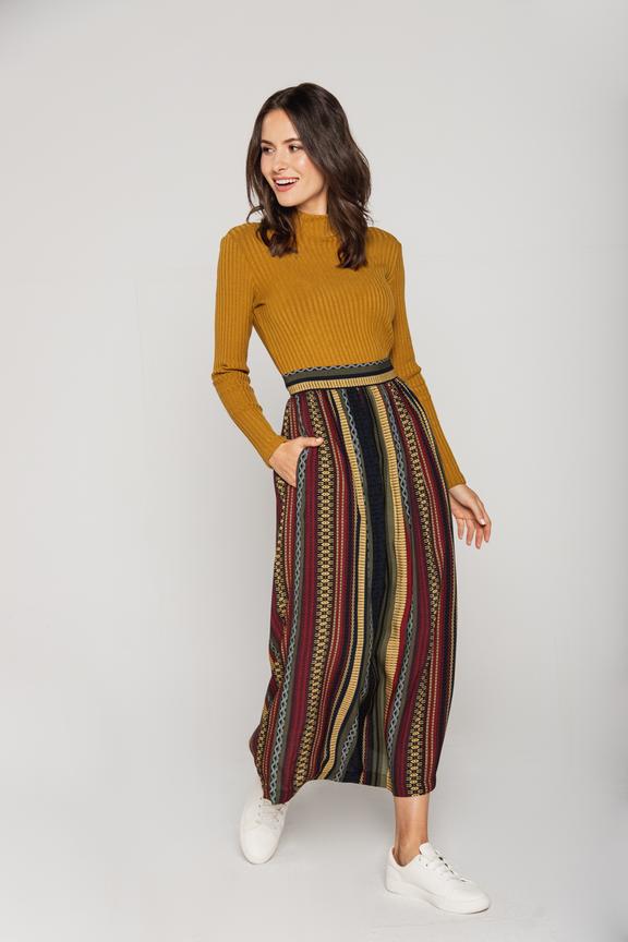 Marszczona spódnica o długości midi