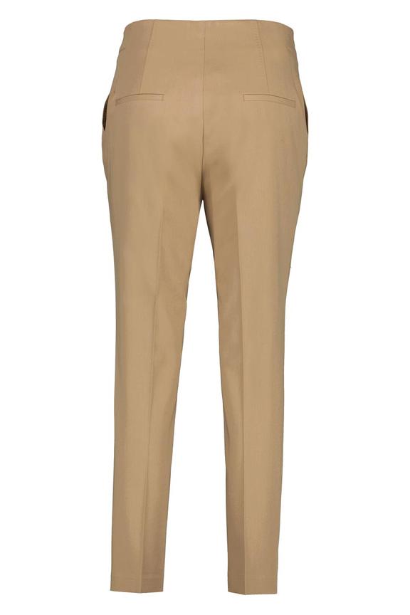 Cygaretki w karmelowym odcieniu