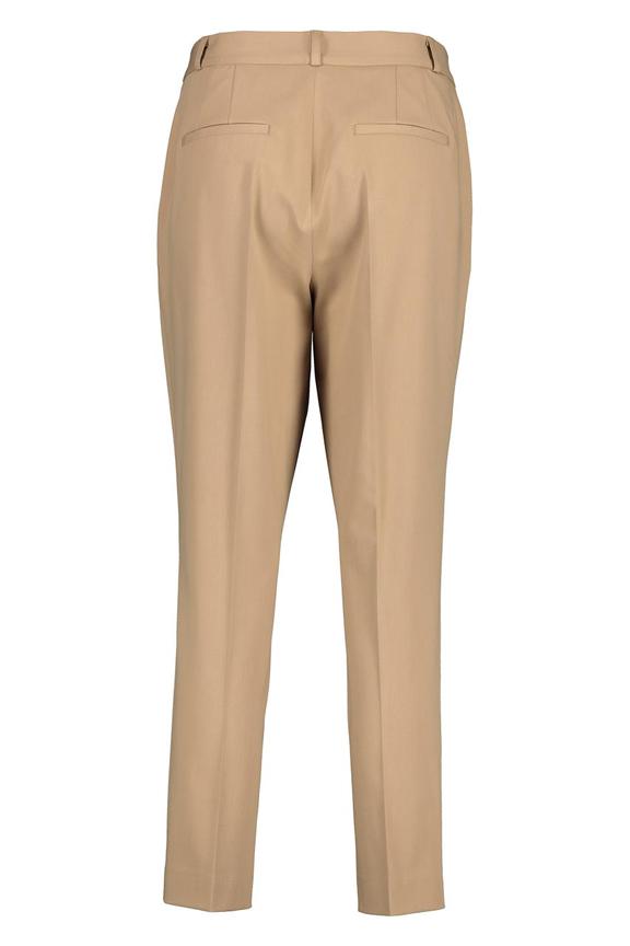 Spodnie z lekko podwyższonym stanem