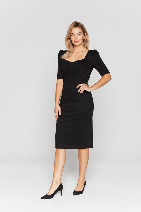 Sukienka z bufkami i dekoltem serce