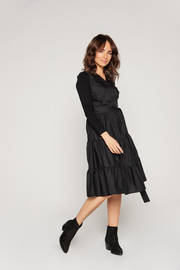 Kopertowa sukienka   z dzianinowymi rękawami