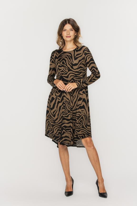 Sukienka dzianinowa z długim rękawem