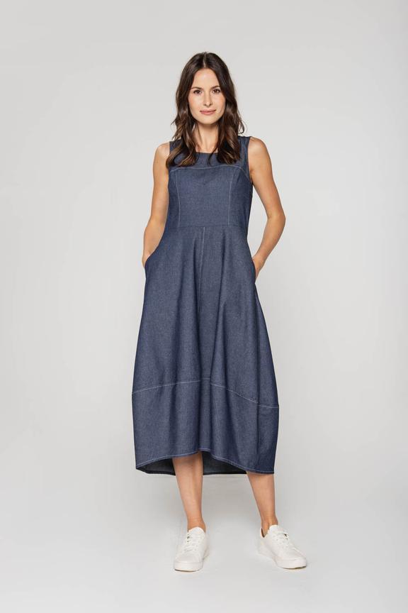 Sukienka midi bez rękawów