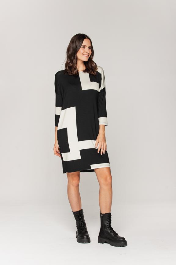 Wygodna casualowa sukienka