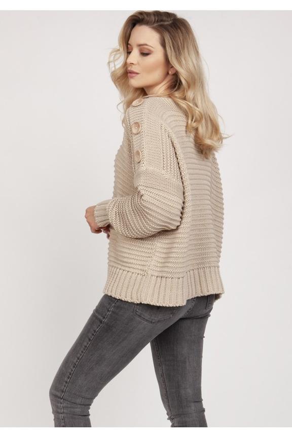 Sweter z dużymi guzikami