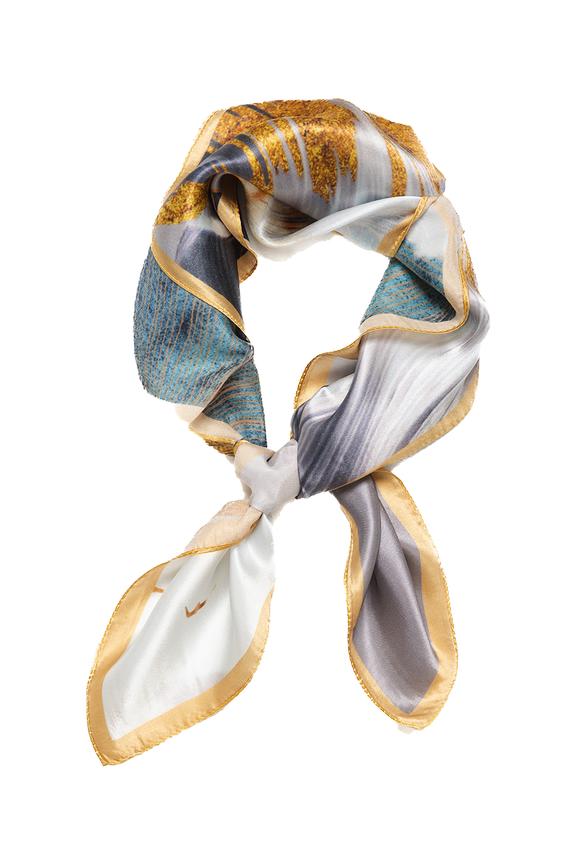 Jedwabna apaszka z ze złotym akcentem