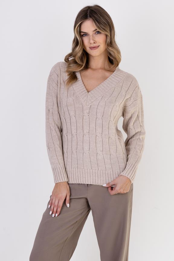 Versatile beige sweater