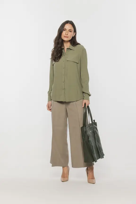 Wiskozowa koszula w kolorze khaki z długim rękawem