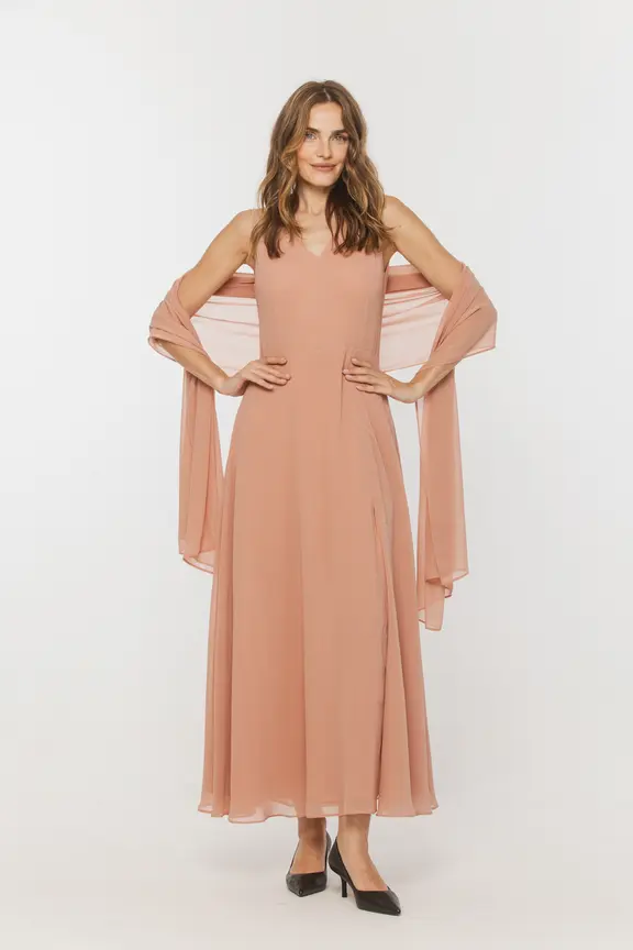 Wizytowa zwiewna sukienka maxi z szalem