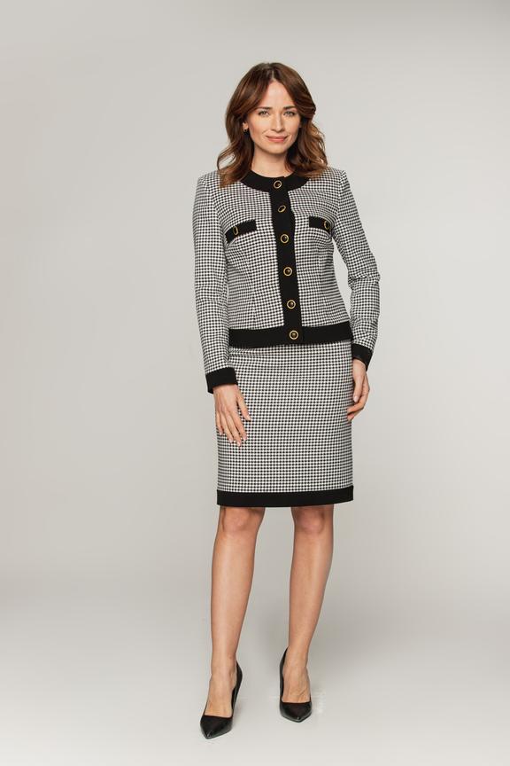 Żakiet z ozdobnymi listewkami