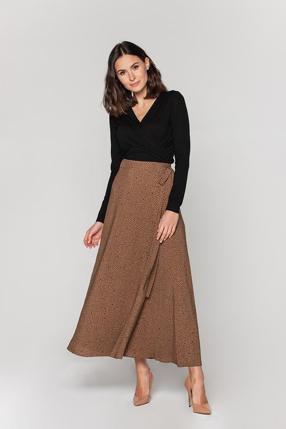 Zakładana spódnica z wiązaniem