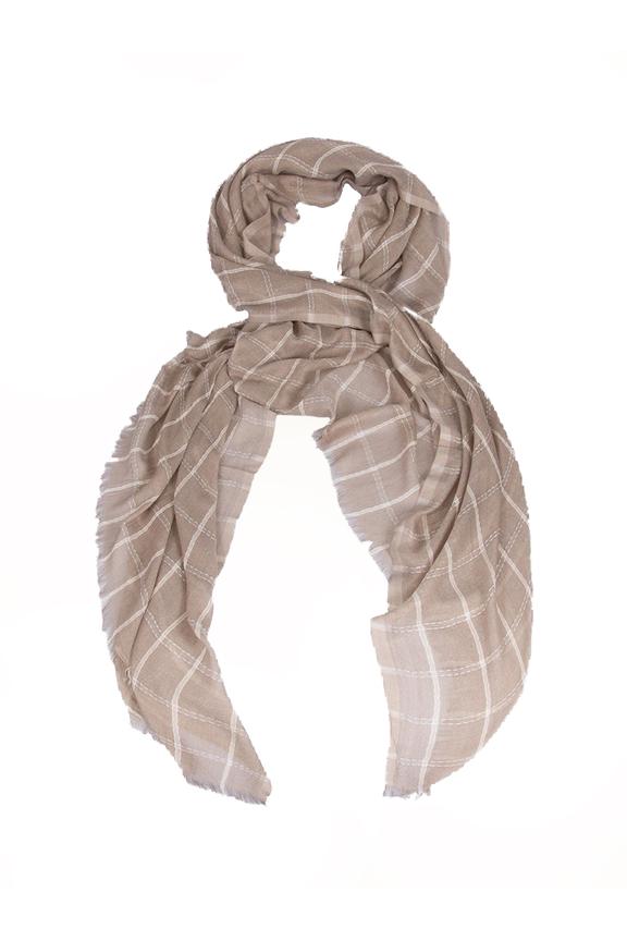 Zwiewny beżowy szal z jedwabiem i wiskozą