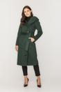 Zielony płaszcz z alpaką paskiem i dużym kapturem