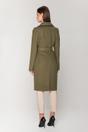 Oliwkowy płaszcz z kołnierzem typu rewers