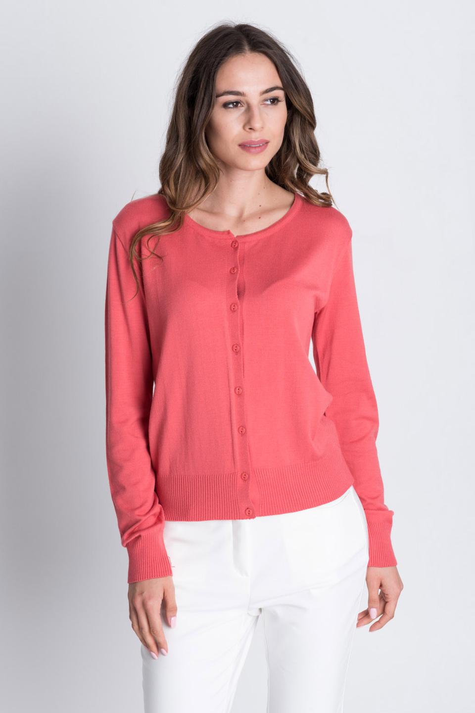 Malinowy sweter zapinany na guziki