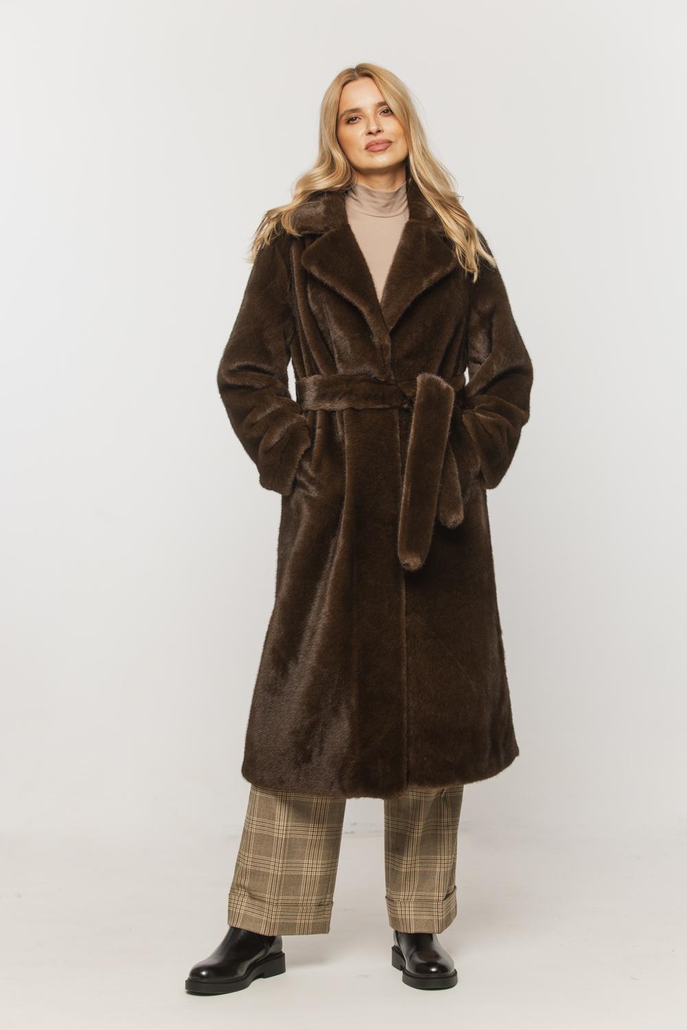 Long synthetic fur coat with a classic collar and hook fastenings