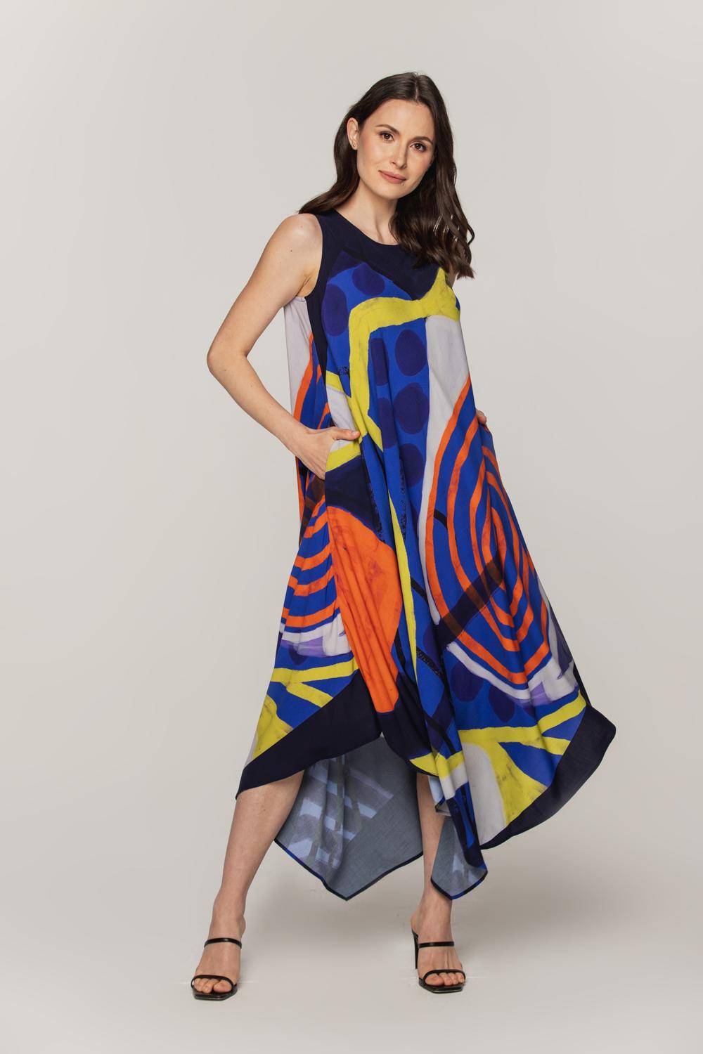 Summer dress with asymmetric hem | Bialcon.pl